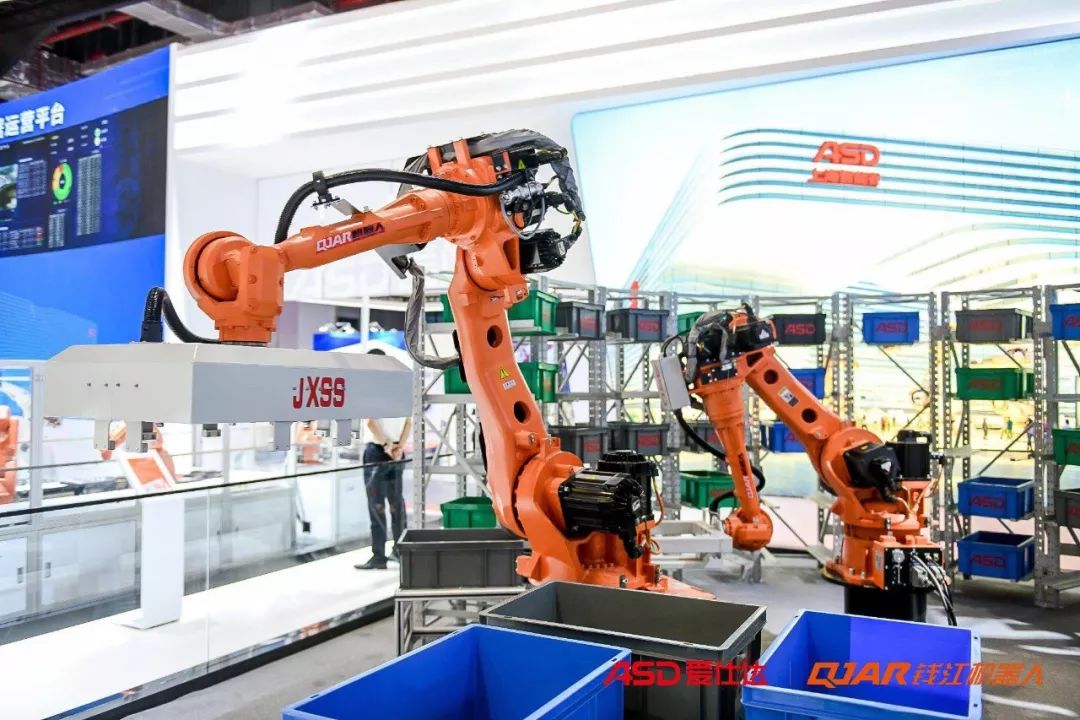 QJAR robotic warehouse in CIIF 2019 Shanghai