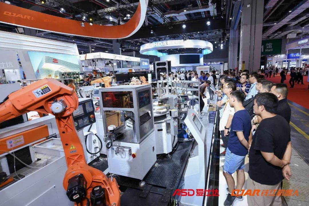 QJR C2M robotic production line